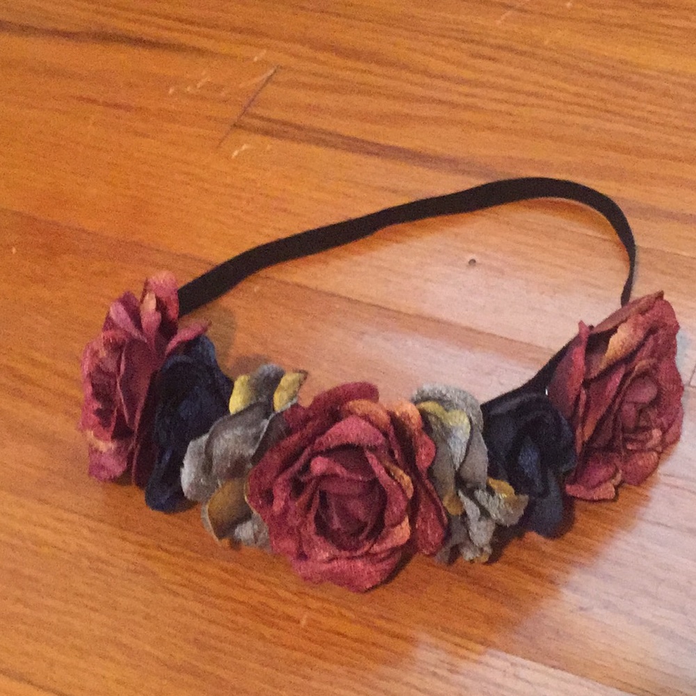 Two headbands - Picture 2 of 5